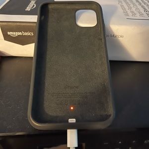 iPhone 11 Smart Case